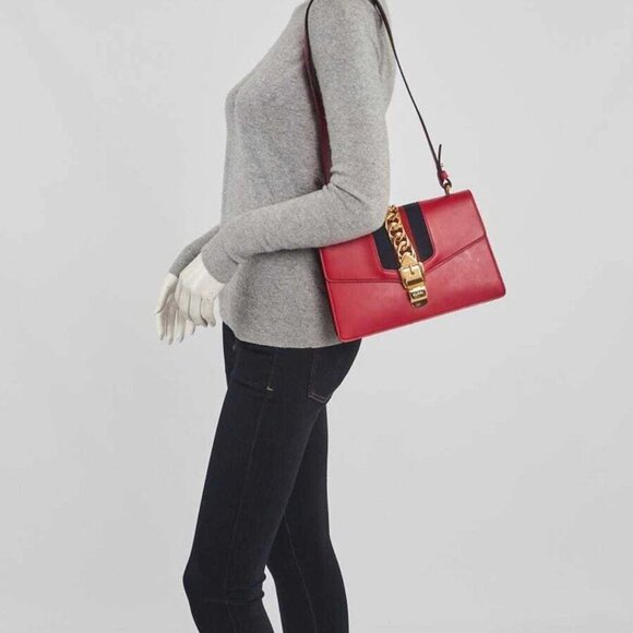 Gucci Red Smooth Leather Small Sylvie Shoulder Bag - Picture 10 of 10